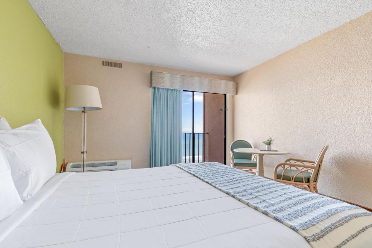Sandcastle Oceanfront Resort At The Pavilion Миртъл Бийч Екстериор снимка